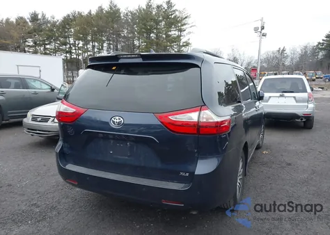 2018 Toyota Sienna Xle 8 Passenger из США, поврежденный, VIN 5TDYZ3DC7JS905476